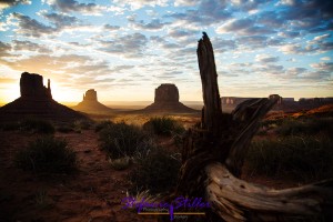 Die Sonne geht auf im Monument Valley